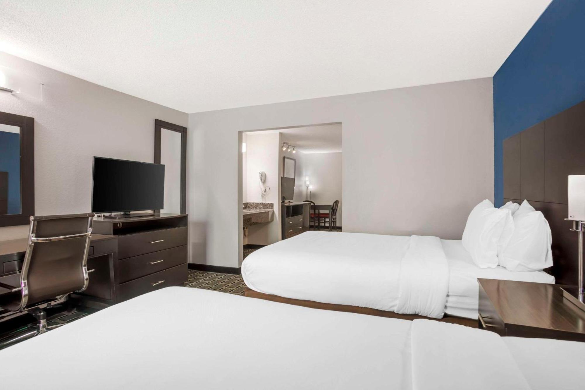 Comfort Suites Nashville Airport - Bna Exterior foto